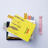 Aveva Design THE CURIOUS BOOKMARK Wollen Bladwijzer, Pink grape