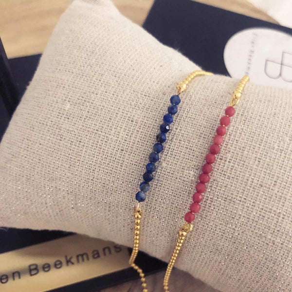 Ellen Beekmans Armbandje met 12 fijne gemstones, Donkerblauw