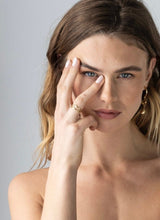 Ellen Beekmans Gouden dubbele organische ring