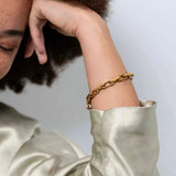 Ellen Beekmans Grove ovale schakelarmband verguld