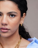 Ellen Beekmans Korte gebogen Gouden Oorstekers