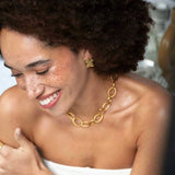 Ellen Beekmans Organische gouden oorstekers in Ster vorm