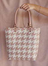 Handed By MAYFAIR Handtas, Copper Blush & Champagne