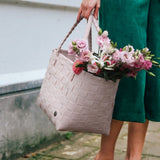 Handed By PARIS Shopper, Nude