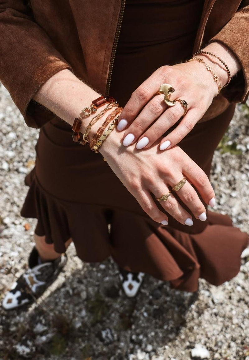 Label Kiki Armband met bruine rechthoekige kralen, Shiny Brown