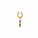 Label Kiki Gouden Oorring met hanger van 2 olijfgroene parels, Saloon - Per stuk