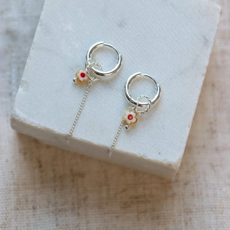 Label Kiki Oorring zilver, Chain Flower - Per stuk