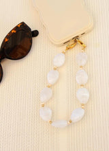 Label Kiki Phone Cord met kralen, White Oval
