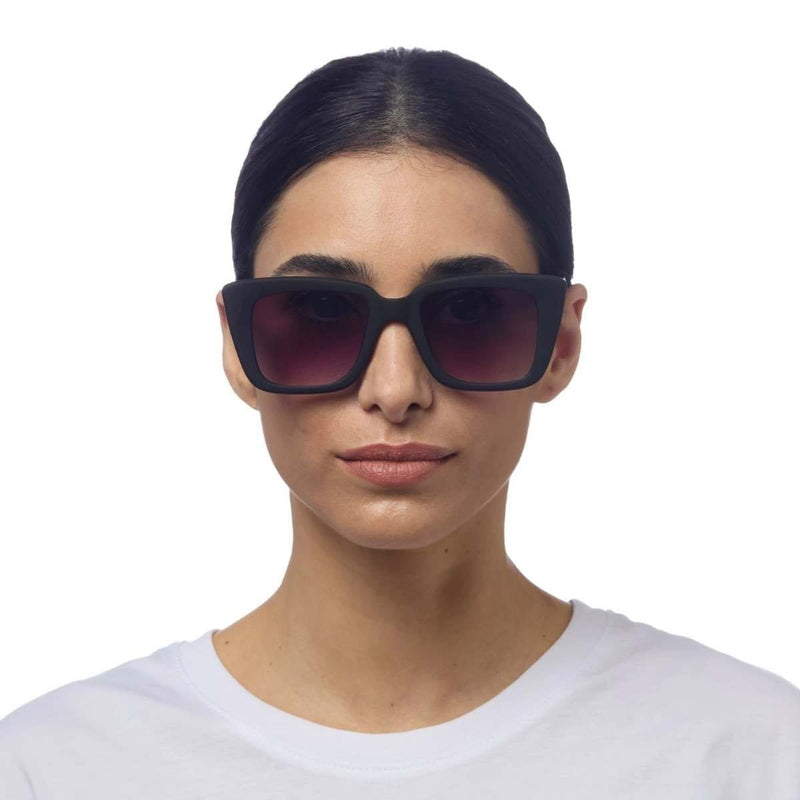 Okkia ELBA Zonnebril, Black