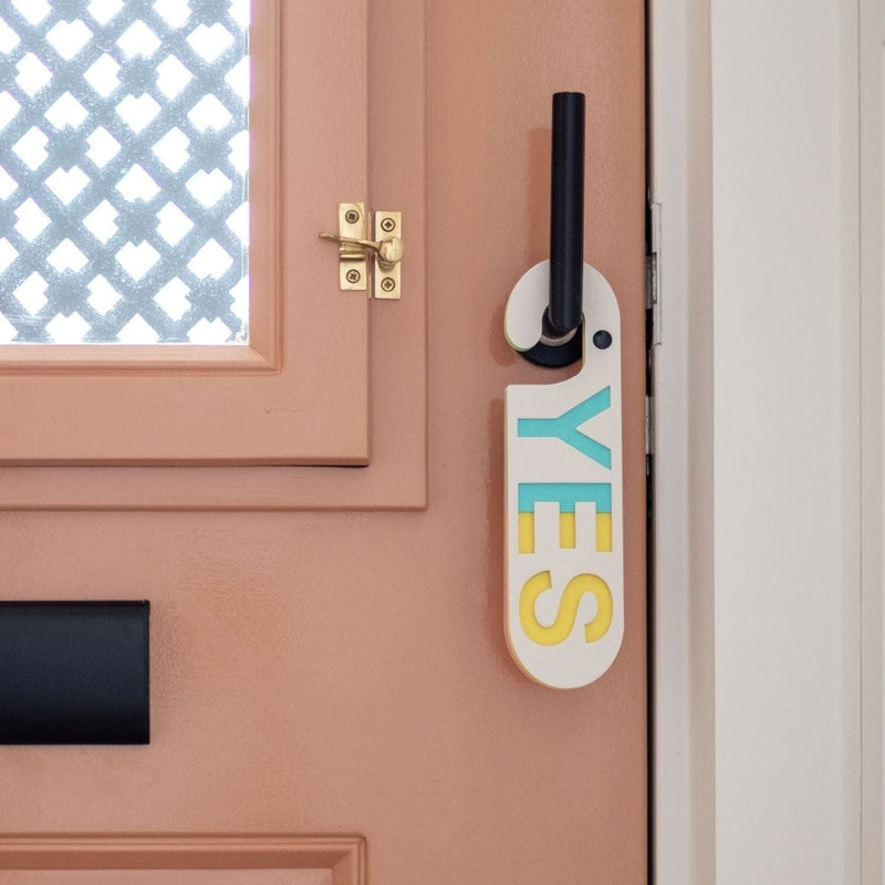 Puki Wuki Dubbelzijdige Deurhanger Yes - No, Wit & Roze