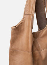ReDesigned LYRA URBAN Lederen Totebag, Taupe
