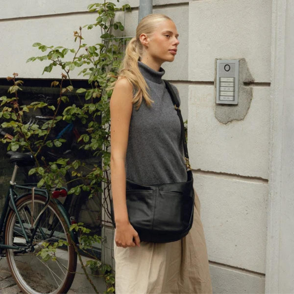 ReDesigned MIVI BIG Lederen Schoudertas, Black