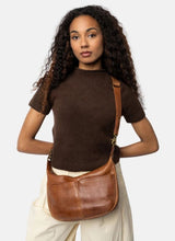 ReDesigned MIVI SMALL Lederen Schoudertas, Walnut