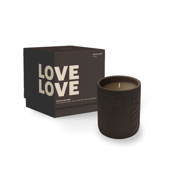 The Gift Label STUDIO Geurkaars in Cement met tekst, Love