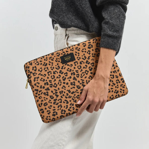WOUF AGAR Laptop hoes 15" & 16"