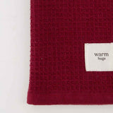 Zusss gastendoekje warm hugs donkerrood