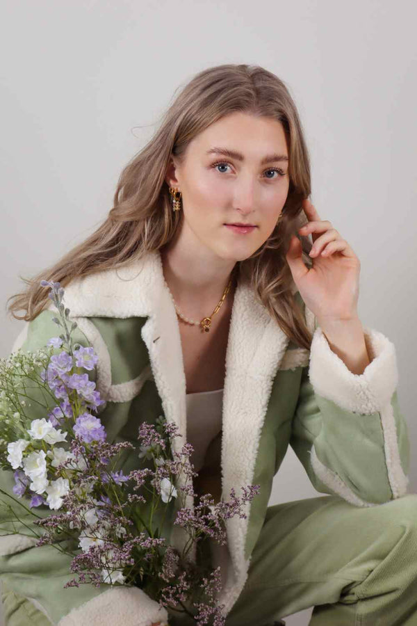 Label Kiki Ketting goud, White lily