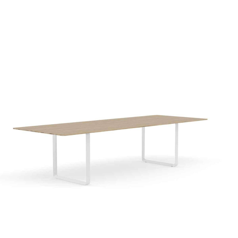 MUUTO 70/70 Table, 295 x 108 cm Solid Oak / White