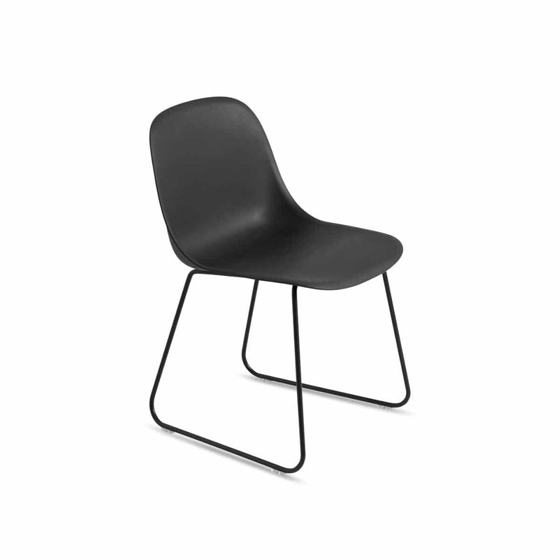 MUUTO FIBER Side Chair with sled base, black