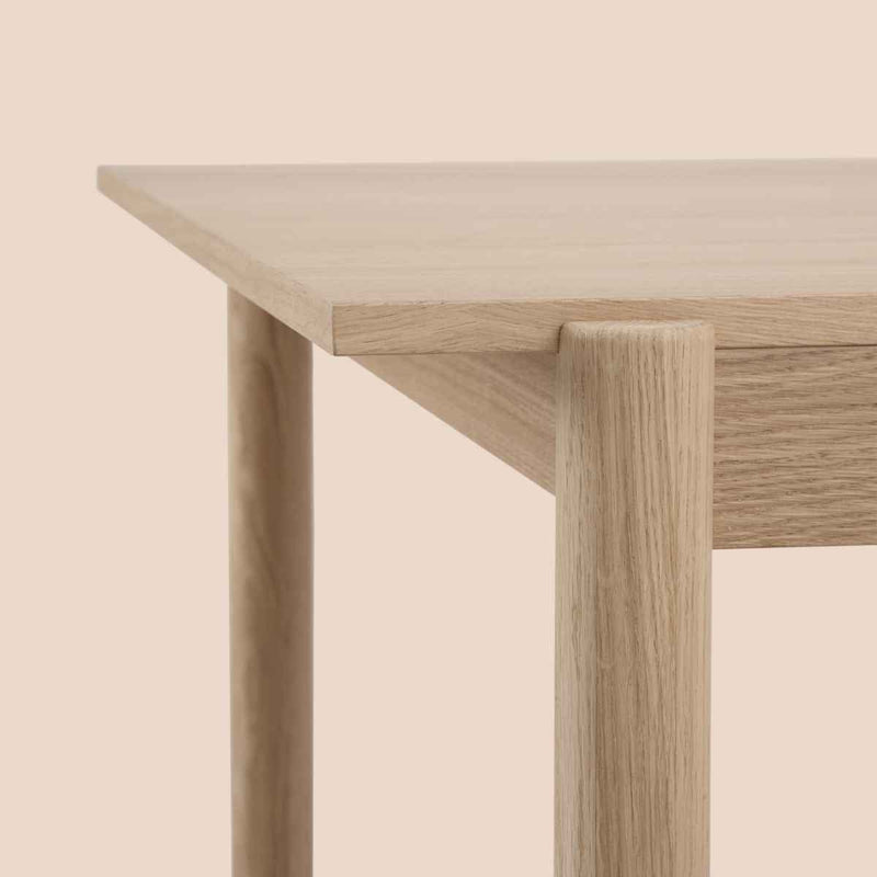 MUUTO LINEAR Wood Table